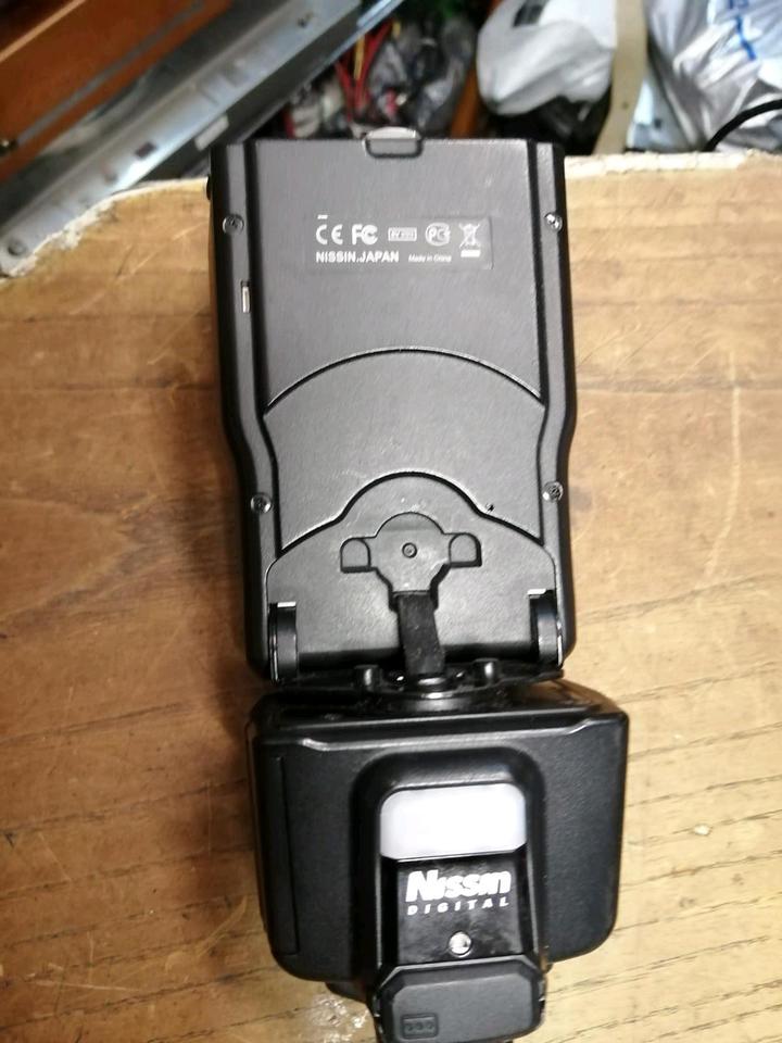 NISSIN i60 A, kompaktes Blitzlicht für SONY, guter Zustand!!!