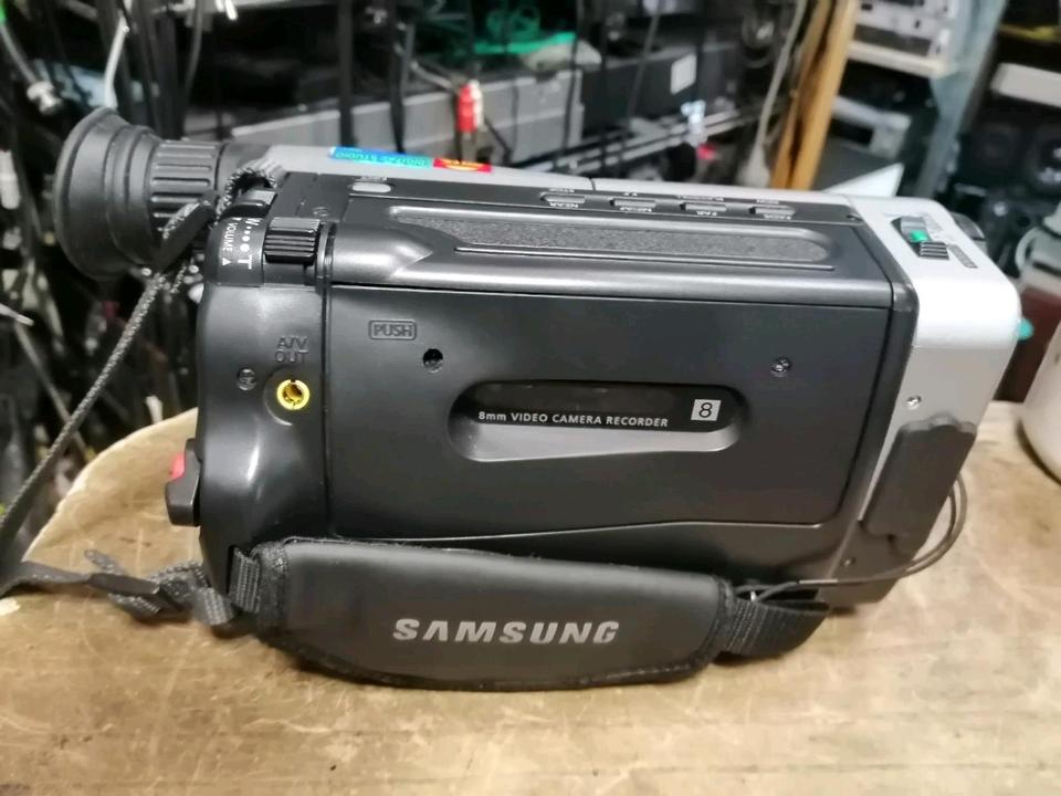 SAMSUNG VP-L300, Videocamera Video 8, mit Zubehör!!!