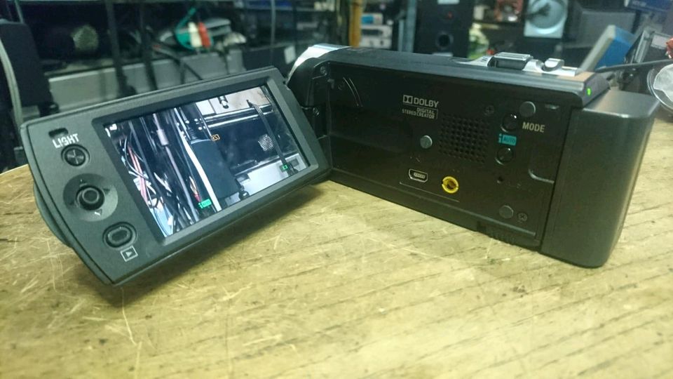 SONY DCR-SX21E, Digital Videocamera OHNE Speicherkarte, mit Zubeh