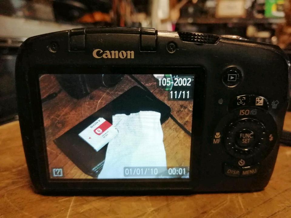 CANON PowerShot SX120 IS, Digital-Kamera OHNE Batterien!!!