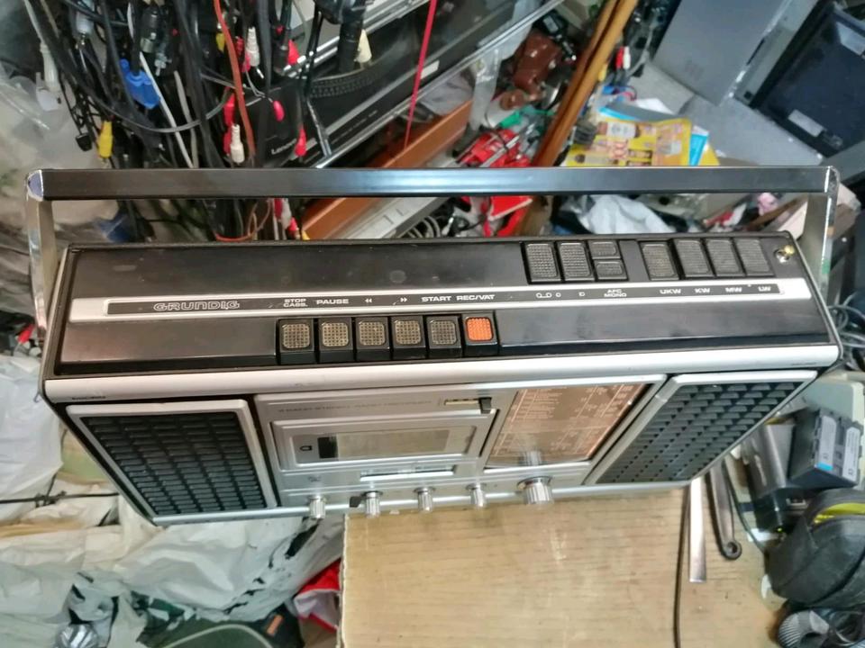 GRUNDIG C8800 Automatic, Radio-Cassetten-Recorder, Guter Zustand!