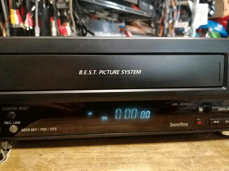 JVC HR-J658E, Videocassettenrecorder, DEFEKT!!!