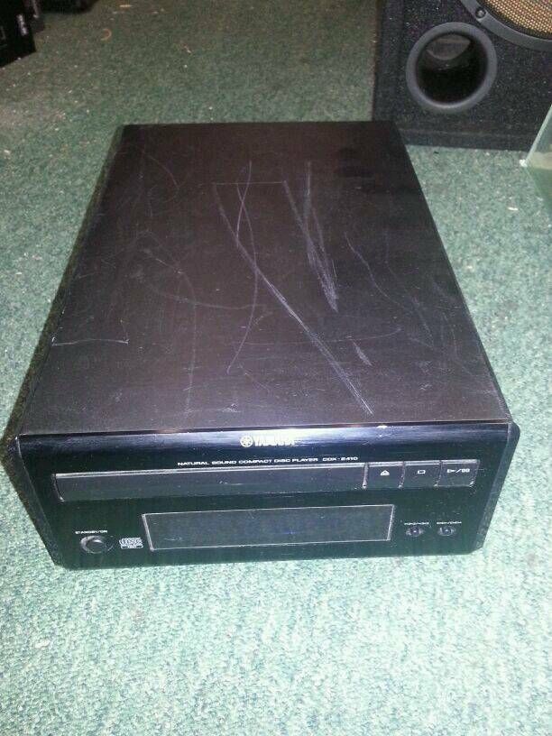 YAMAHA CDX-E410; CD-Player, OHNE Fernbedienung!! !