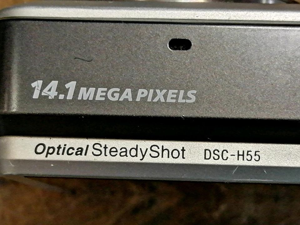 SONY DSC-H55 Optical SteadyShot, Digital-Kamera mit Zubehör!!