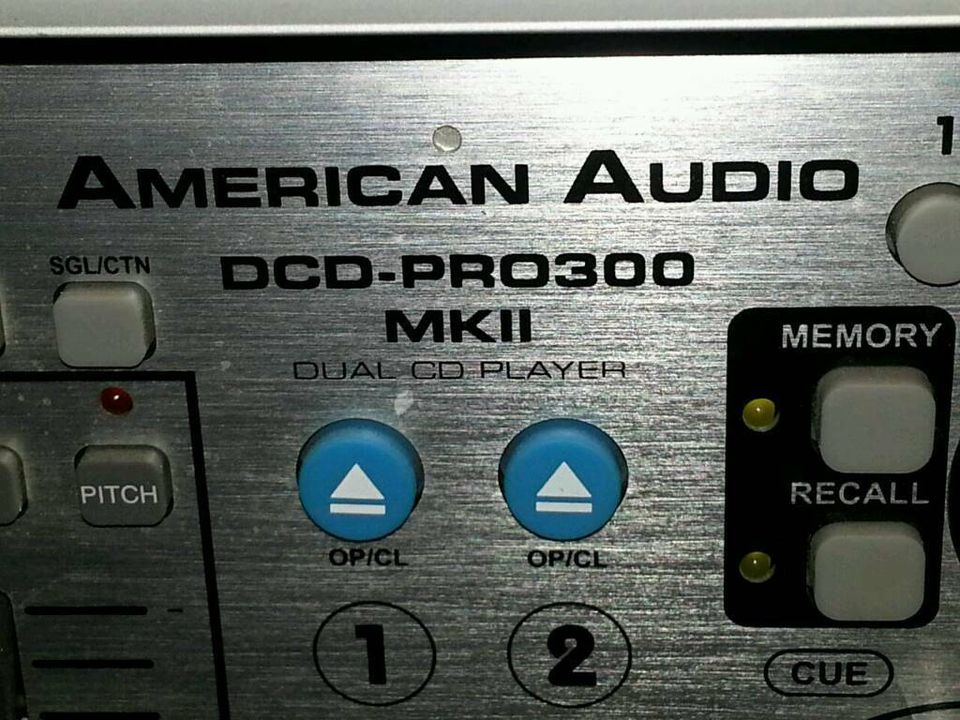 AMERICAN AUDIO DCD-PRO300 MK II; DJ-CD-PLAYER