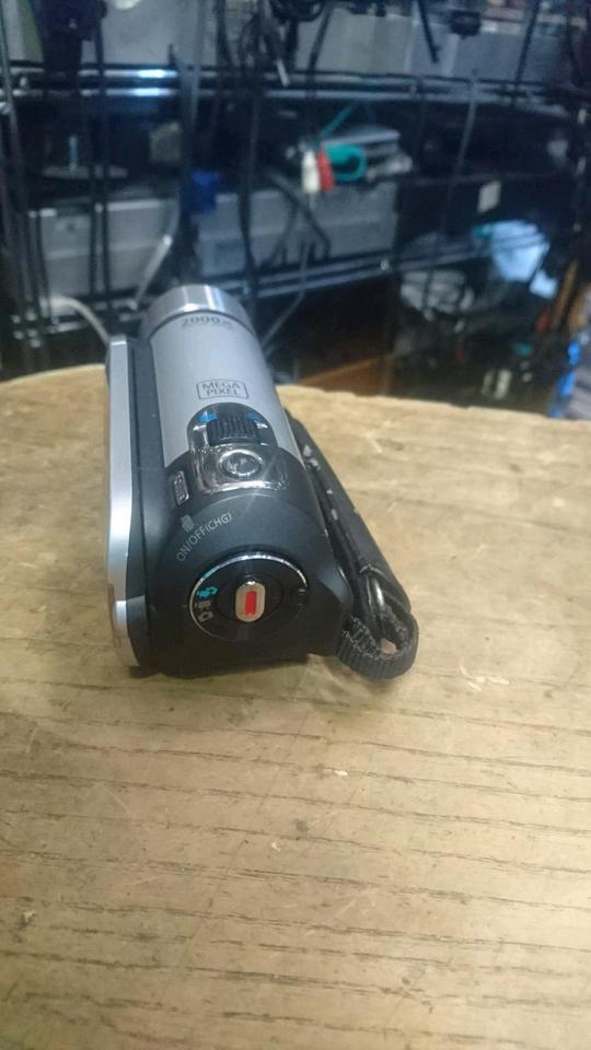 CANON LEGRIA FS21 E, Videocamera OHNE Speicherkarte!!