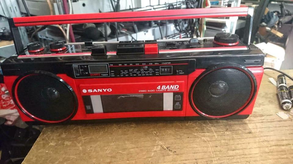 SANYO M-S350K, Stereo Radio-Cassetten-Recorder, guter Zustand!