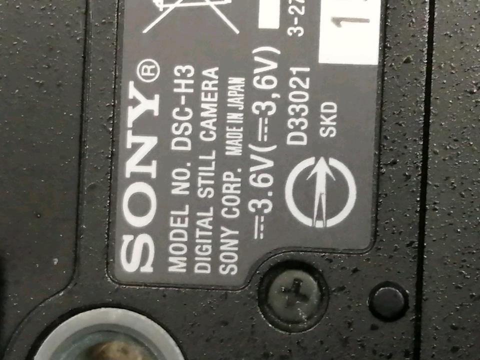 SONY DSC-H3, Digital-Kamera mit Zubehör, OHNE Speicherkarte!!