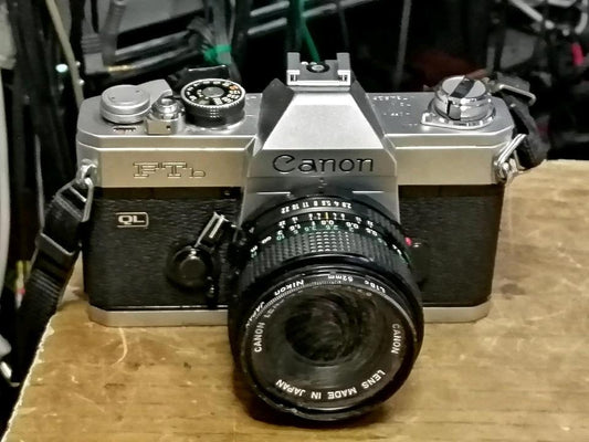 CANON FTb, Analog-Kamera und Objektiv CANON Lens FD 28 mm!!