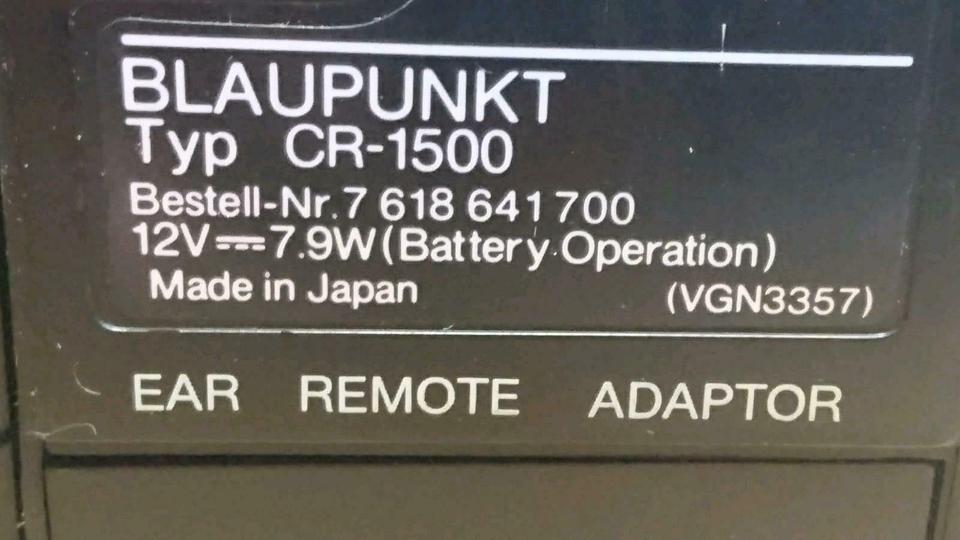 BLAUPUNKT CR-1500, VHS-Videocamera mit Ladegerät (ohne Akku)