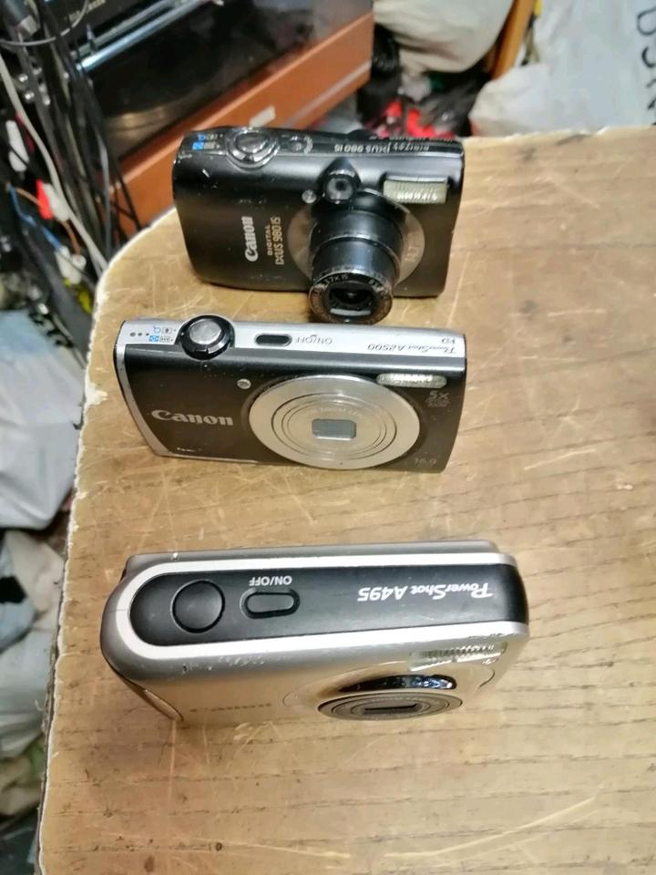 CANON IXUS 980IS, POWERSHOT A2500 + A495, 3 Kameras, DEFEKT!,