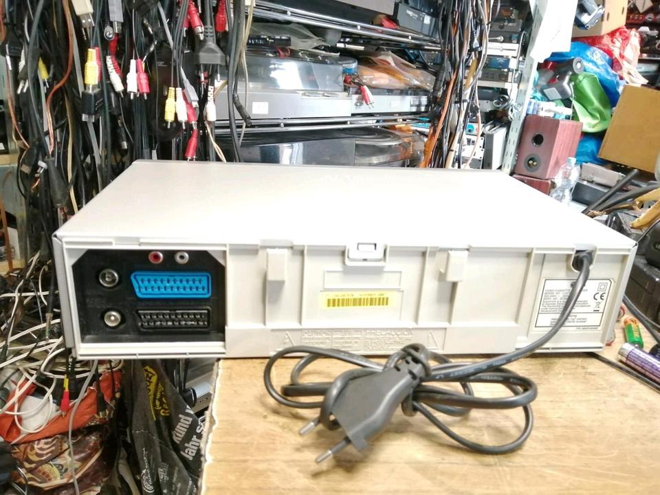 LG LV4787, Videocassettenrecorder mit Original-Fernbedienung!!