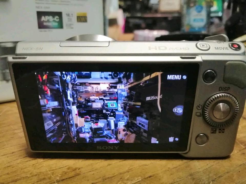 SONY Alpha NEX-5N, Digital-Kamera OHNE OBJEKTIV!! Zubehör!