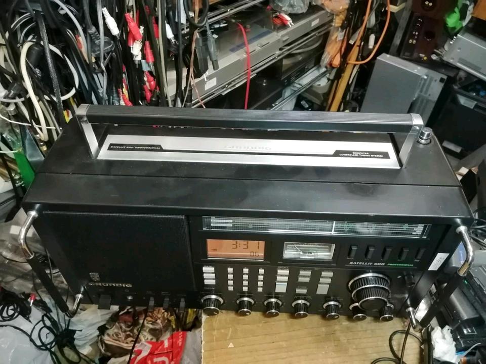GRUNDIG 600 Professional, Radio, etwas DEFEKT!!