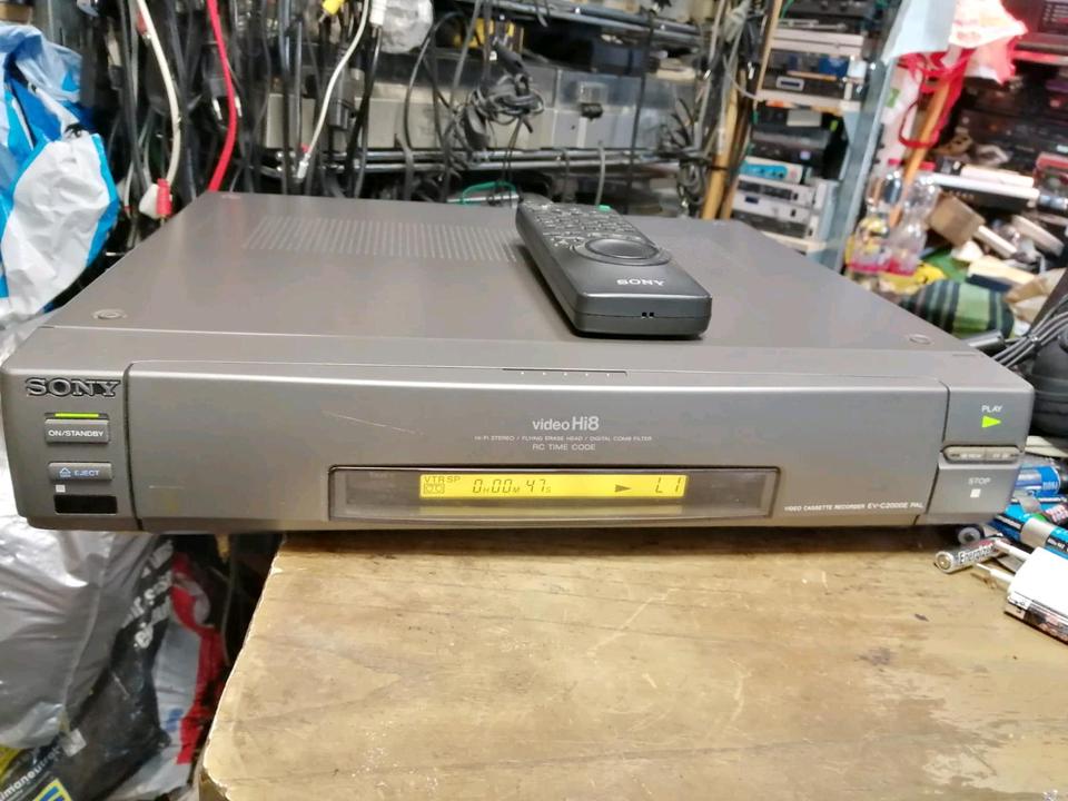 SONY EV-C2000E VP, Videocassettenrecorder Hi8 und Video 8!!