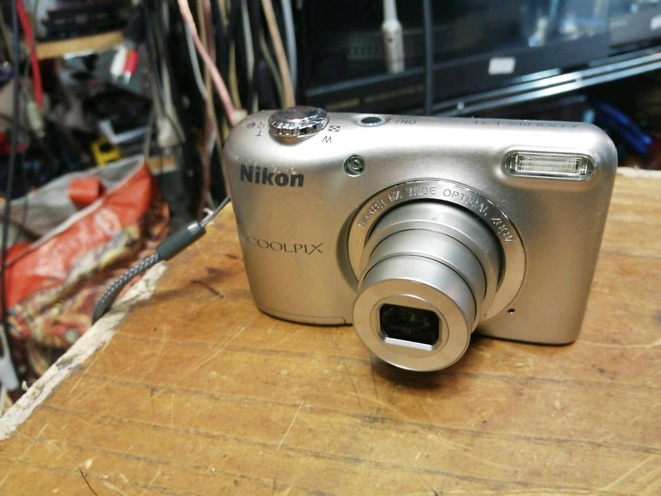 NIKON COOLPIX L31, Digital-Kamera mit Originalkarton!!!