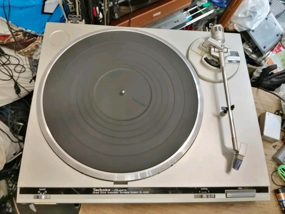 TECHNICS SL-Q200, Plattenspieler OHNE Nadel!!