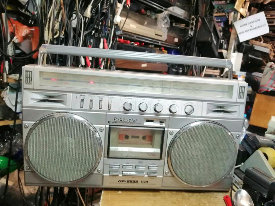 SHARP GF-8989, Radio-Cassetten-Recorder, etwas DEFEKT!!