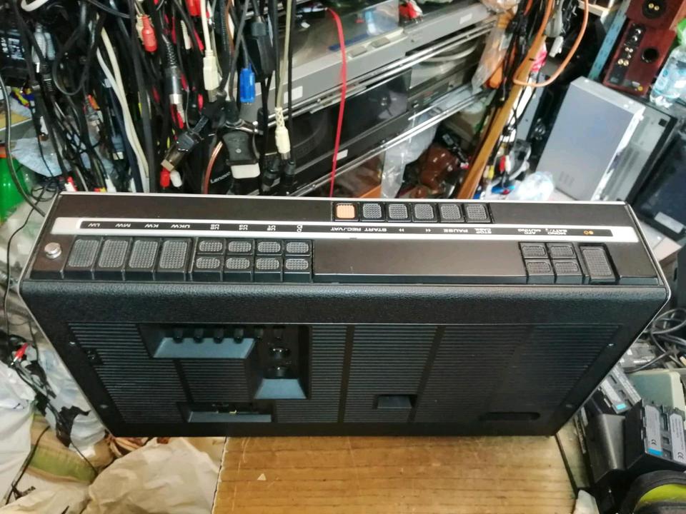 GRUNDIG C9000 AUTOMATIC, Radio-Cassetten-Recorder, etwas DEFEK!