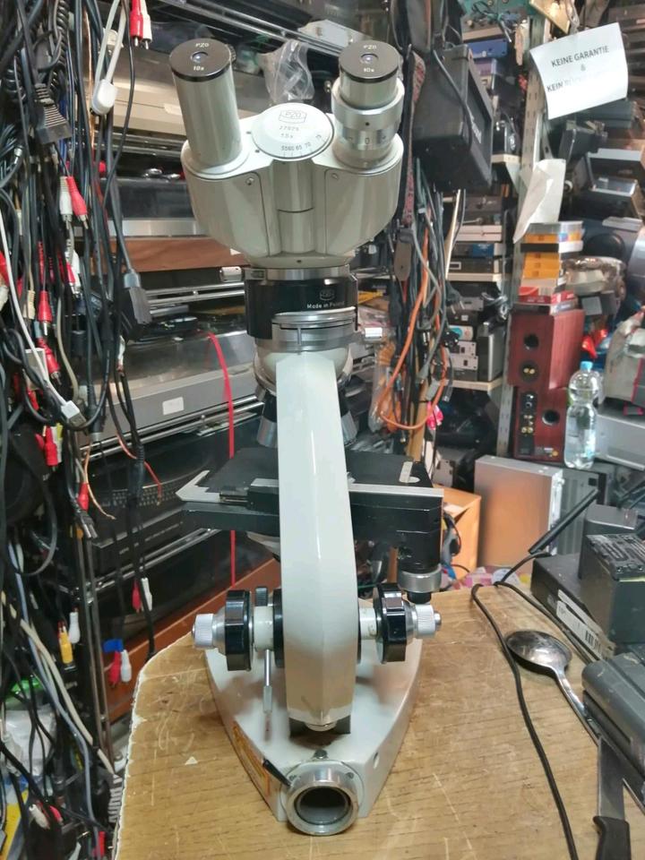 MIKROSKOP PZ0 WARSZAWA S72 25537, Lampe mit Kabel FEHLT!!