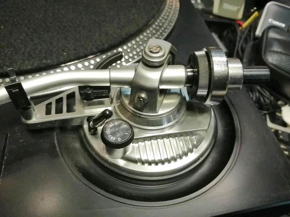 HTE Model HT-910Q, Plattenspieler + ORTOFON Nadelsystem!!