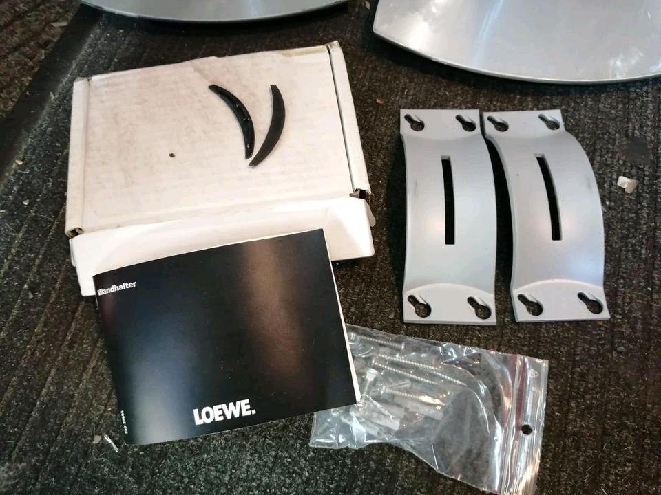LOEWE L 82 HF, 2 Aktiv-Boxen mit Ständer + Zubehör!!