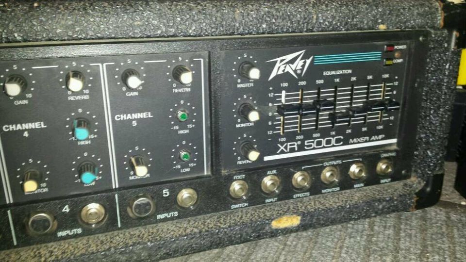 PEAVEY XR500C; Mixer AMP