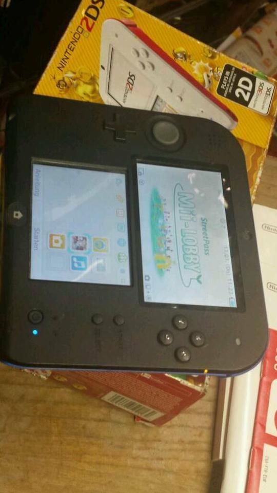 NINTENDO 2DS,Pocket-Konsole, schwarz, ohne Spiele!