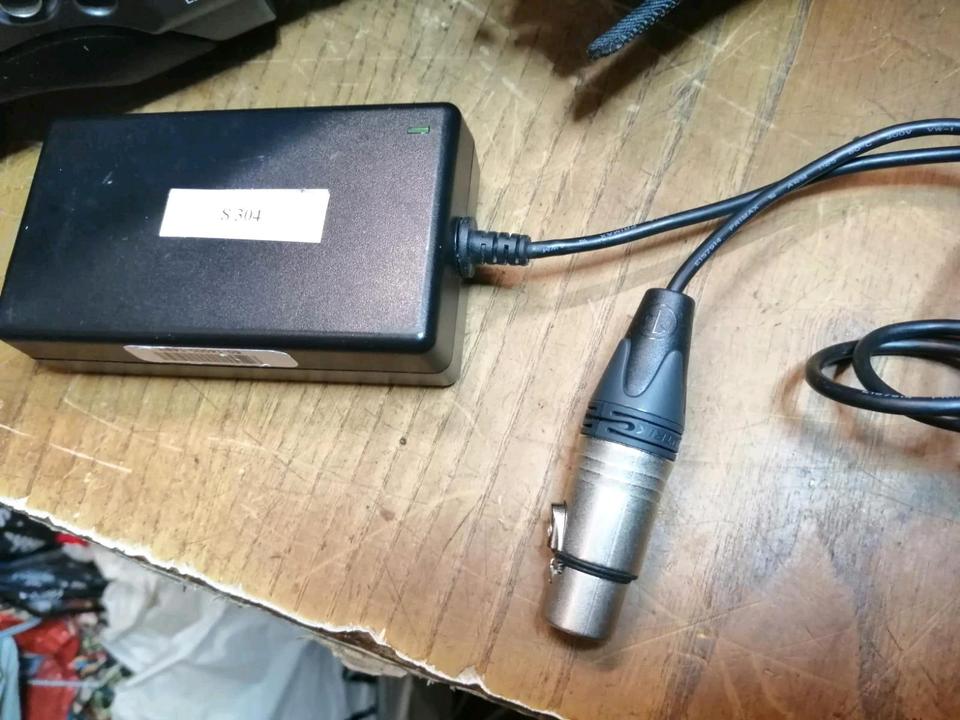JVC GY-DV500, MiniDV-Videocamera mit einem Adapter!!