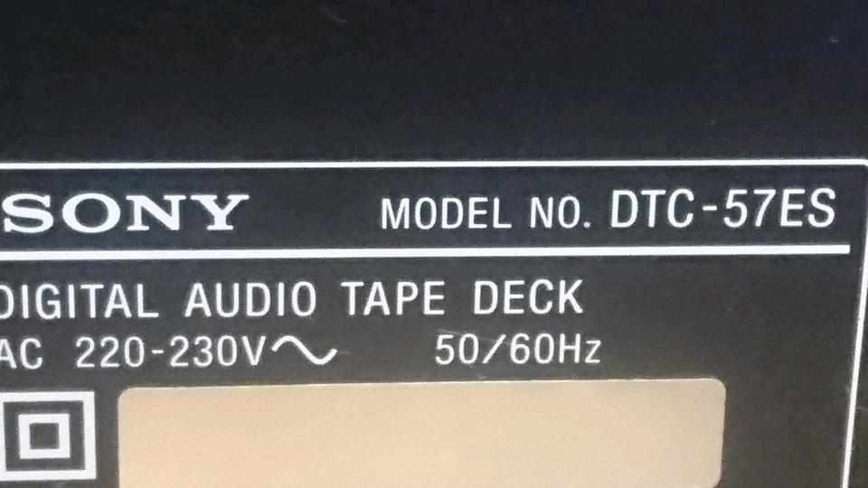 SONY DTC-57ES DAT-Recorder, DEFEKT!!