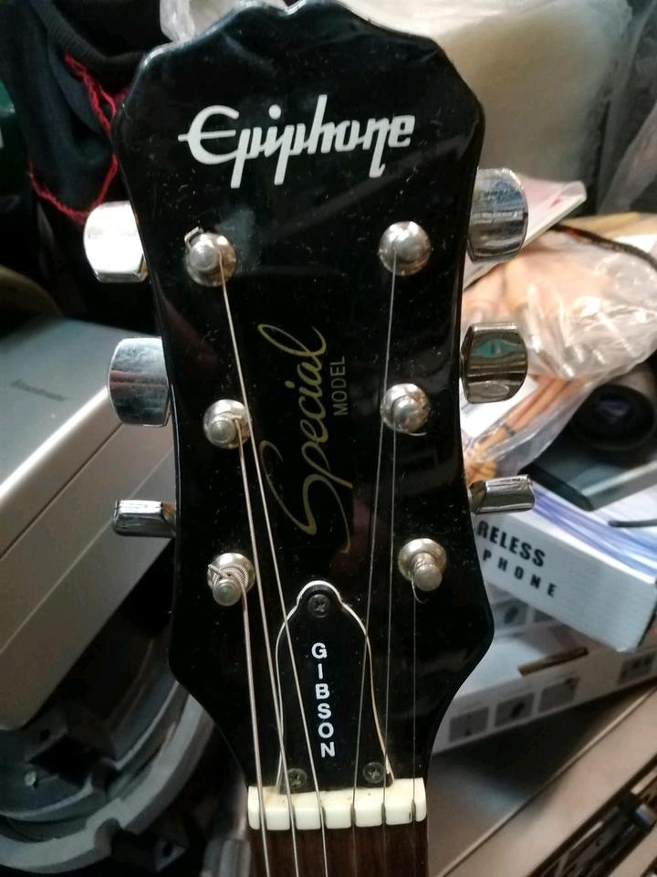 GIBSON Special Model von EPIPHONE, E-Gitarre mit 1 Tasche!!