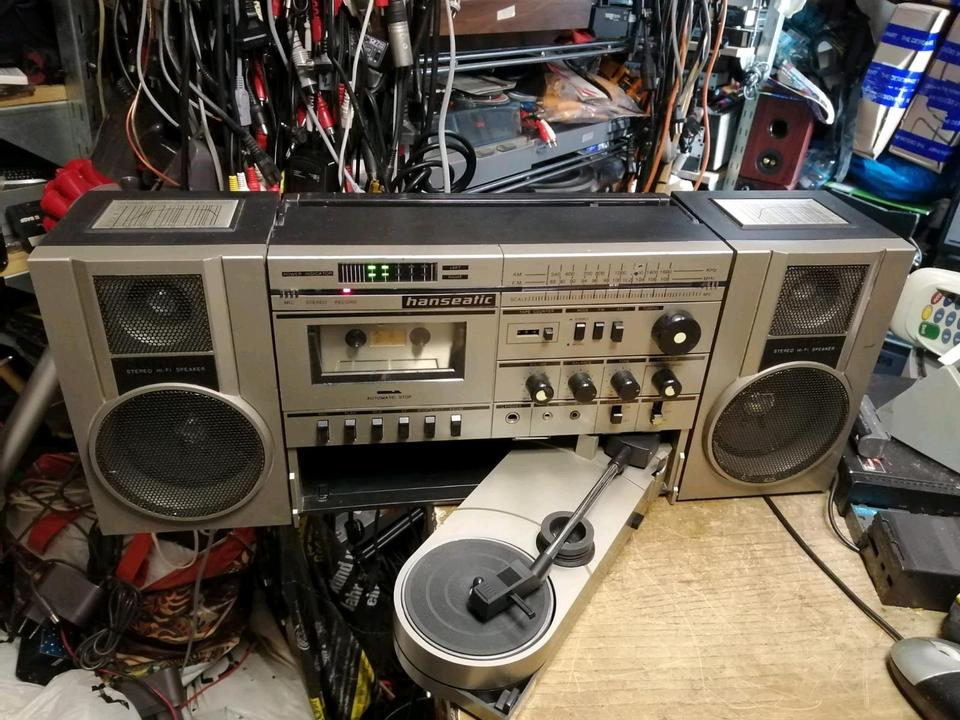 HANSEATIC Havauxes STPR4000, Ghettoblaster mit Plattenspieler!!!