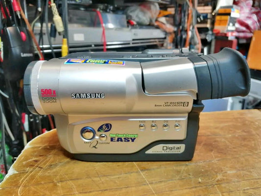 SAMSUNG VP-W60, Videocamera Hi8 und Video 8, mit Zubehör!!!