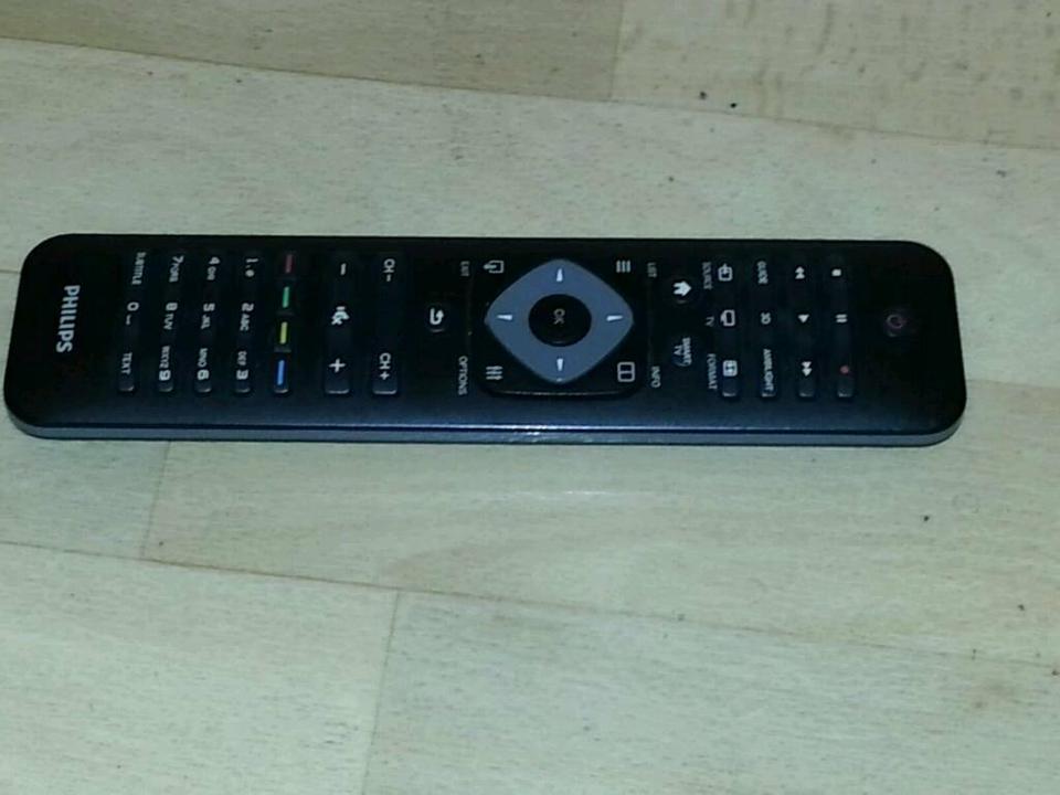 PHILIPS YKF319-001V3; TV-Fernbedienung, guter Zustand!