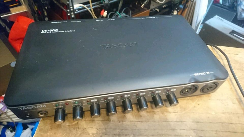 Tascam US-800 Audio/MIDI Interface, guter Zustand!!