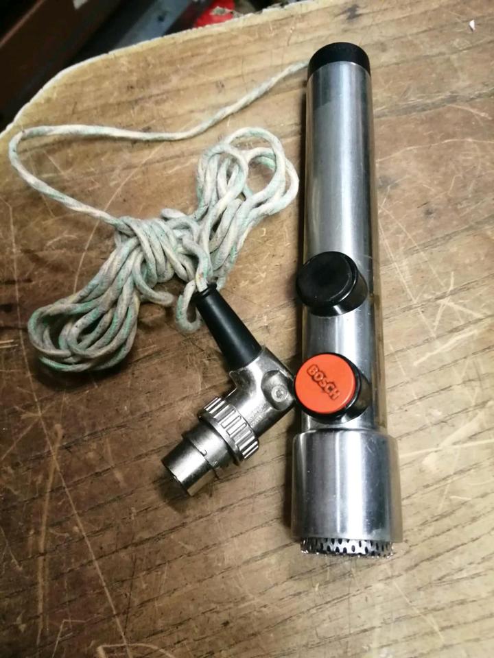 PEIKER TM 110 TFR Mikrofon mit Halterung!!