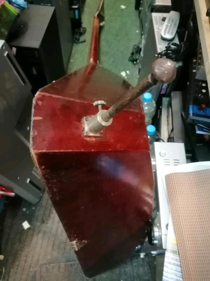 Große BALALAIKA, 3 Saiten!!!