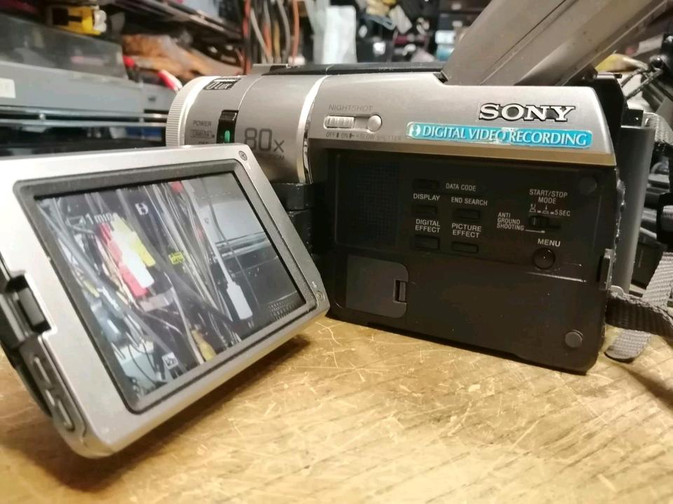 SONY DCR-TRV310E, Videocamera Hi8, Digital 8 und Video 8!!