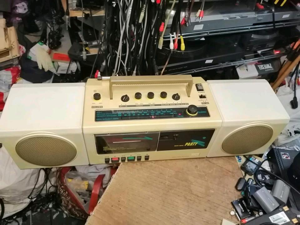 RFT SKR1200 PARTY, Radio-Cassetten-Recorder, guter Zustand!!