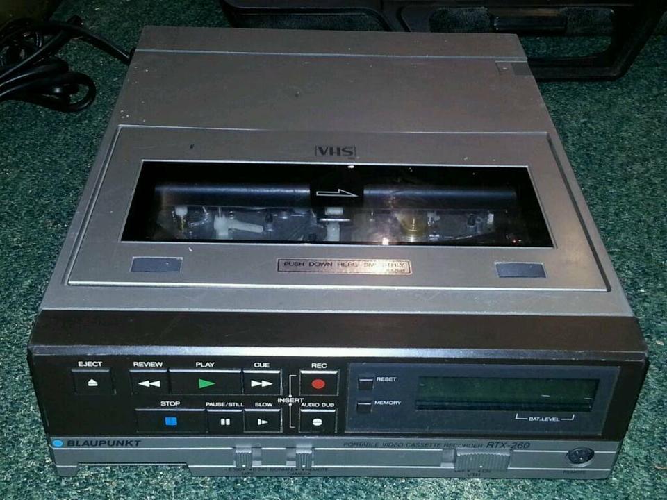 SONY HVC-2000 P + BLAUPUNKT RTX-260EG, Videorecorder+Videocamera