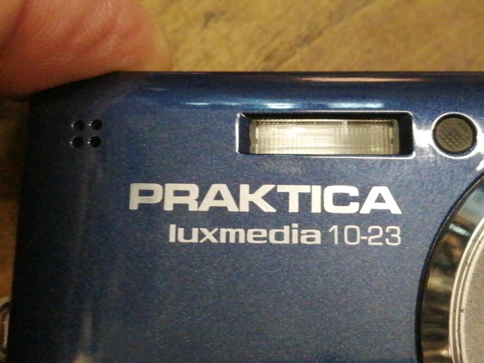 PRAKTICA LUXMEDIA 10-23, Digital-Kamera mit Zubehör!!