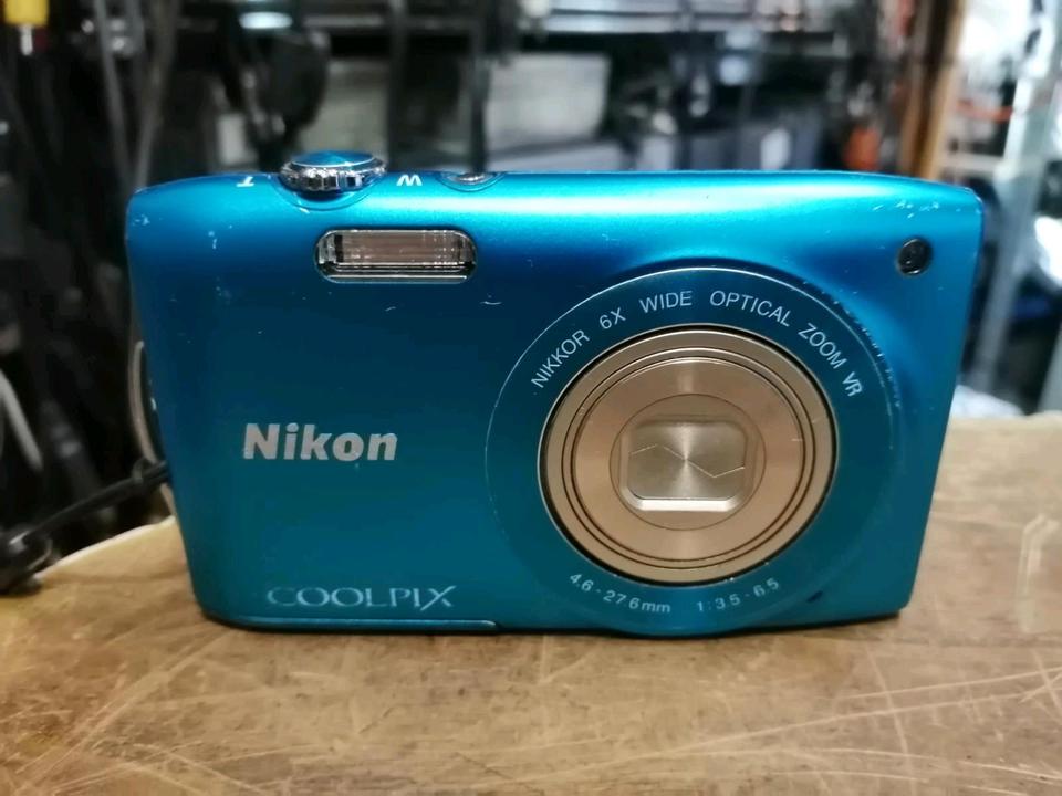 NIKON COOLPIX S3300, Digital-Kamera mit Zubehör,!!