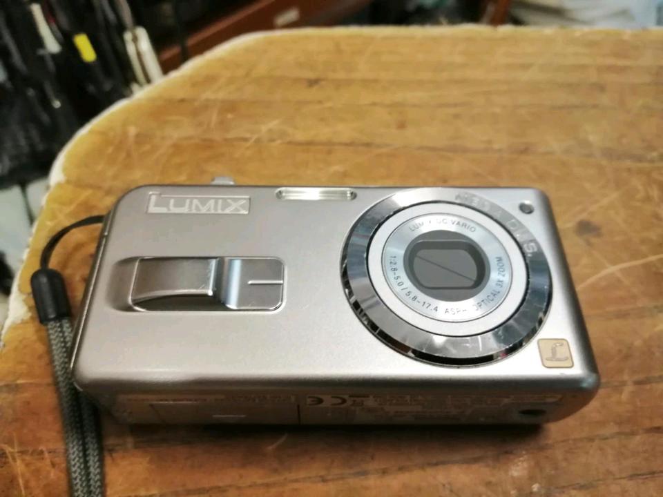 PANASONIC LUMIX DMC-LS3, Digital-Kamera mit Zubehör!!!