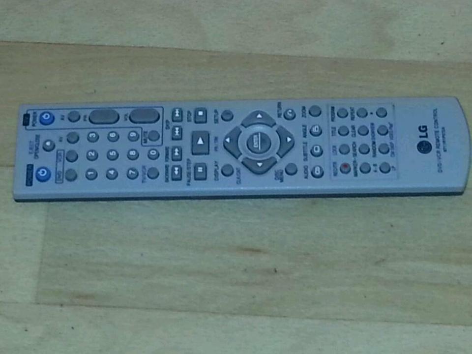 LG 6711R1PO72A; Original-Fernbedienung , DVD/VCR Remote Control