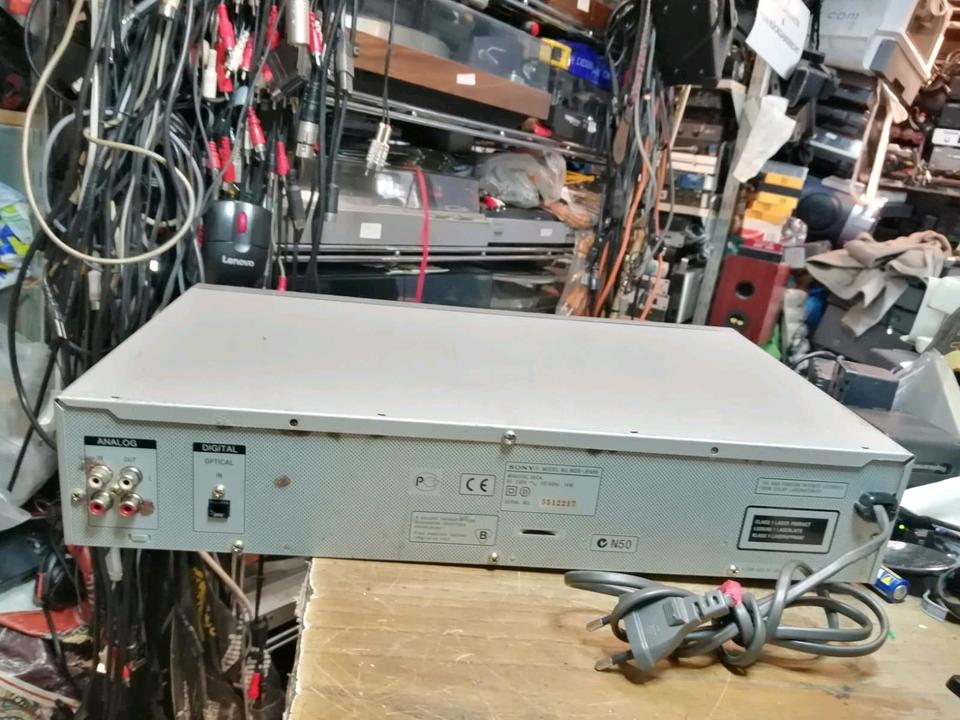 SONY MDS-JE480, MiniDisc-Deck, etwas DEFEKT!!