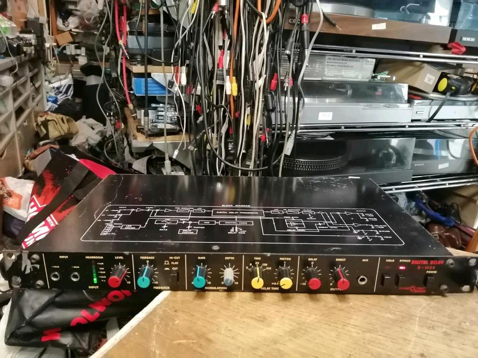 SOUND CRAFT S-1024, Digital Delay!!