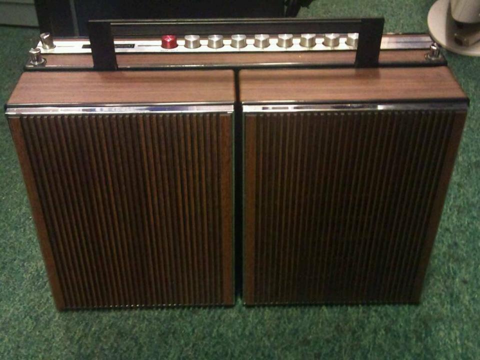 Radio NORDMENDE Transita Stereo 103 mit Lautsprecher; Vintage!