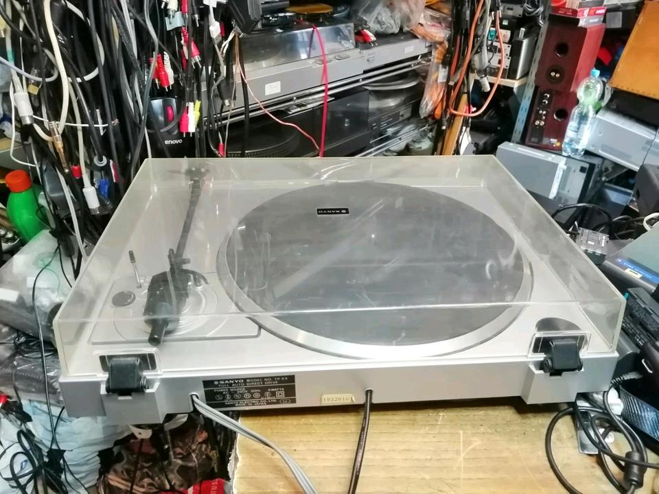 SANYO TP X3, Plattenspieler + AUDIO-TECHNICA Nadelsystem!!