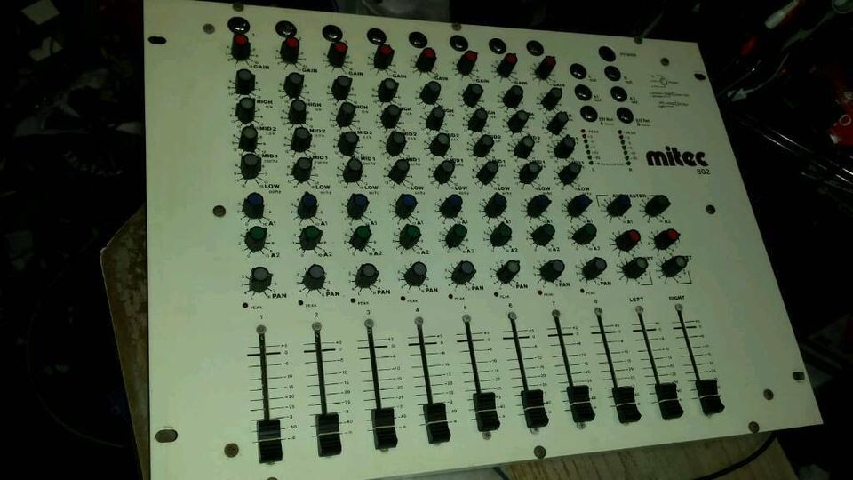 MITEC 802; 8-Kanal-Mixer mit Original-Adapter, toll