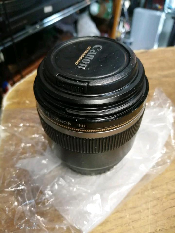 CANON EFS 60, 60 mm, f/2.8 Macro USM, Objektiv mit Original-Kart!